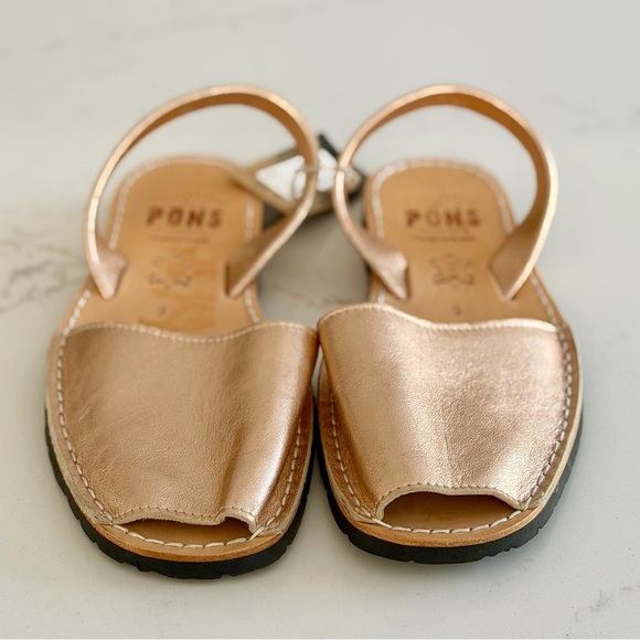NWT PONS Classic Metallic Rose Gold Sandals 9 - Picture 4 of 9